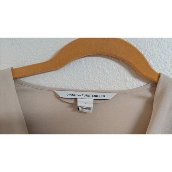 DIANE VON FURSTENBURG Reara 100% Silk Draped Cowl Neck Cap Sleeve Dress SZ 2 - Picture 4 of 13